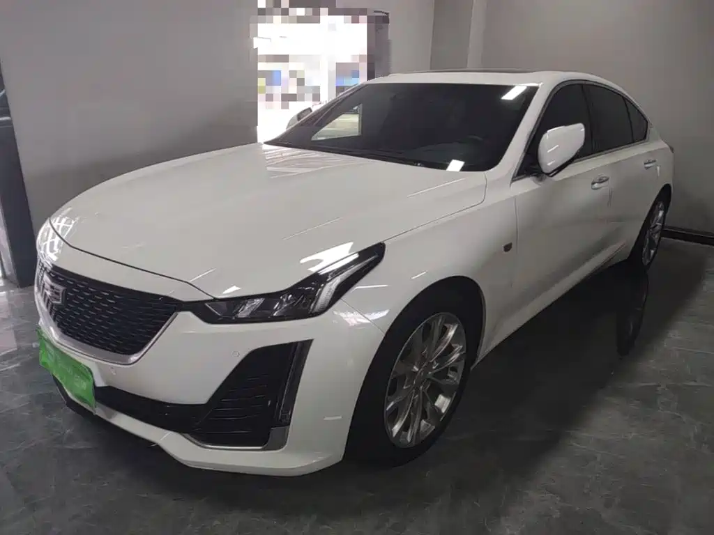 Cadillac CT5 — фото 2