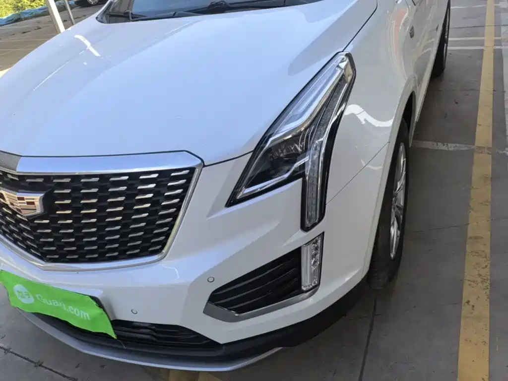 Cadillac XT5 — фото 24