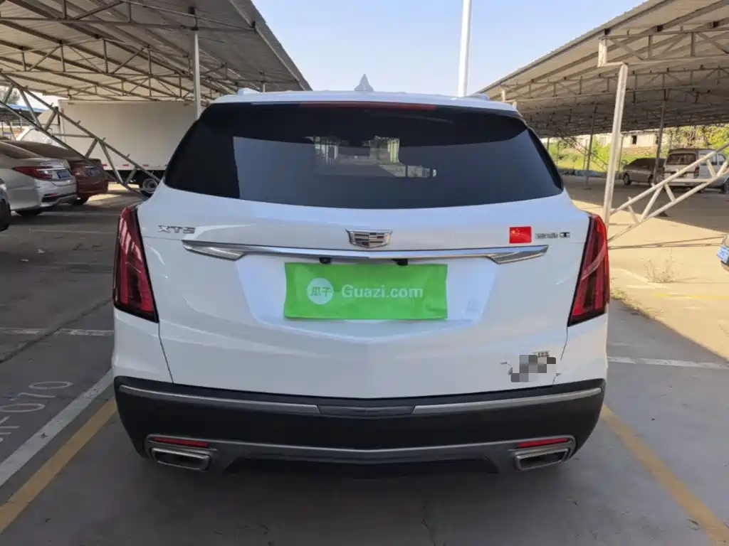 Cadillac XT5 — фото 6