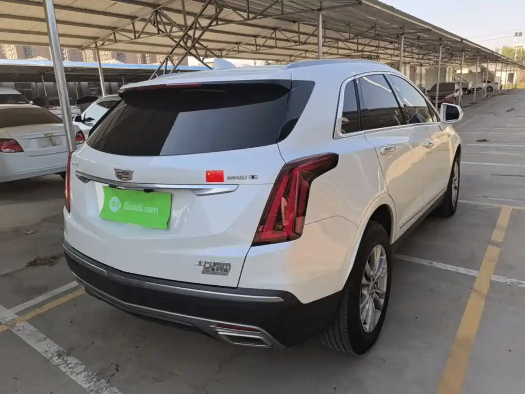 Cadillac XT5 — фото 7