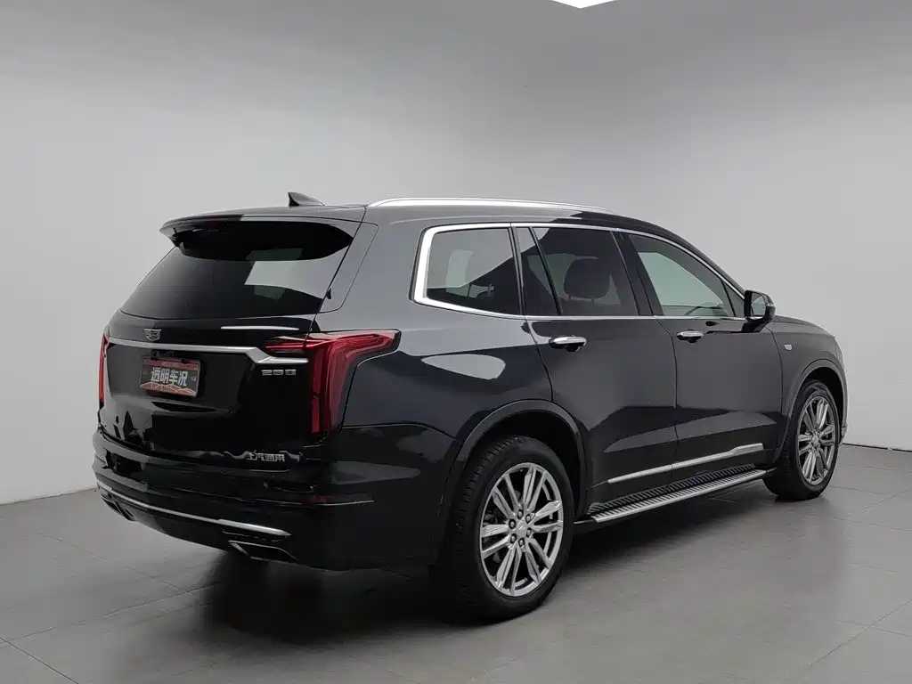 Cadillac XT6 — фото 2