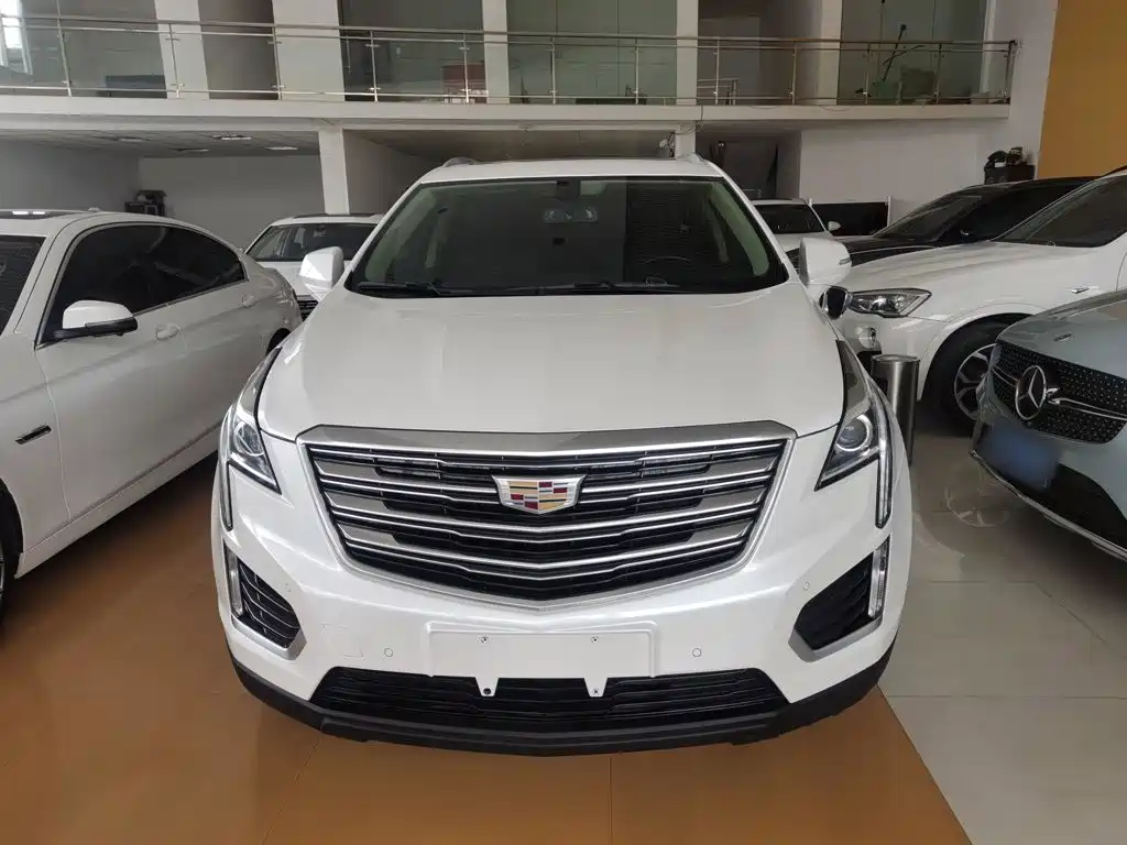 Cadillac XT5 — фото 3