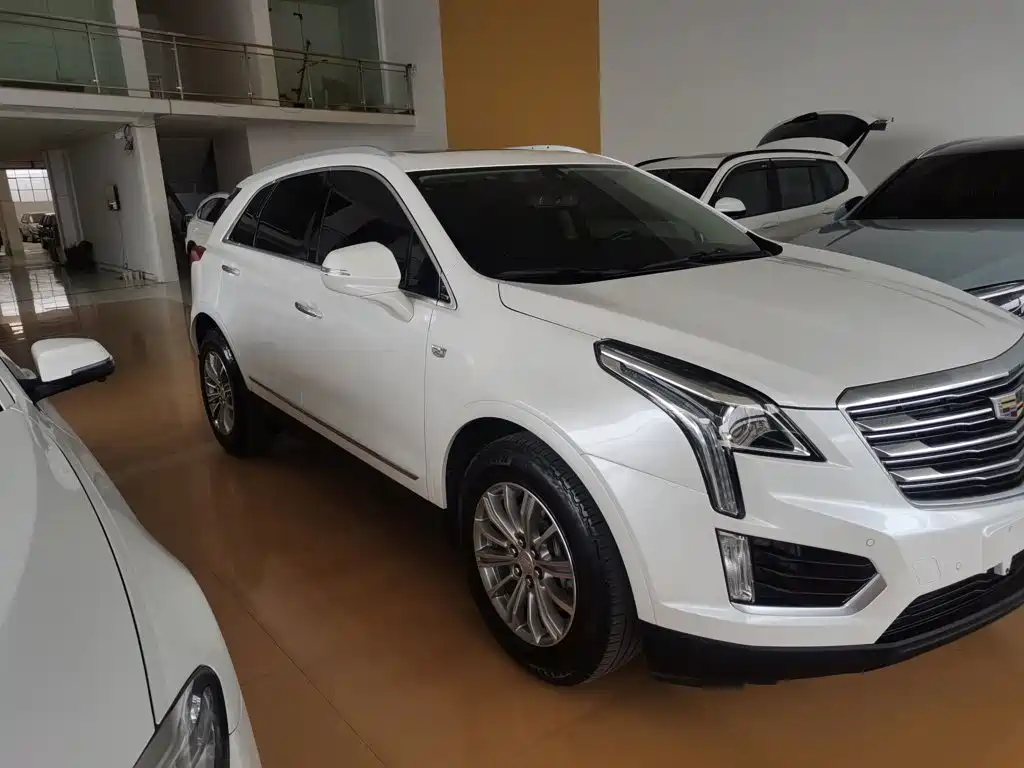 Cadillac XT5 — фото 4