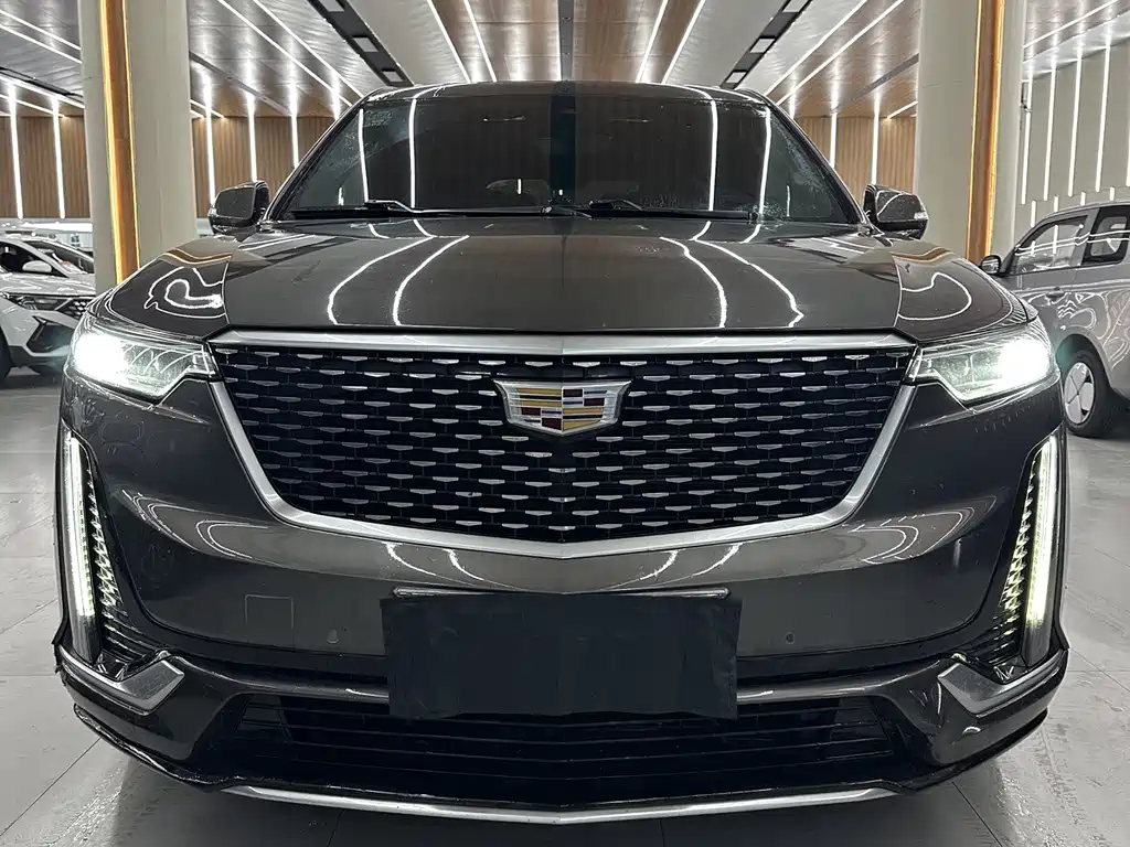 Cadillac XT6 — фото 2