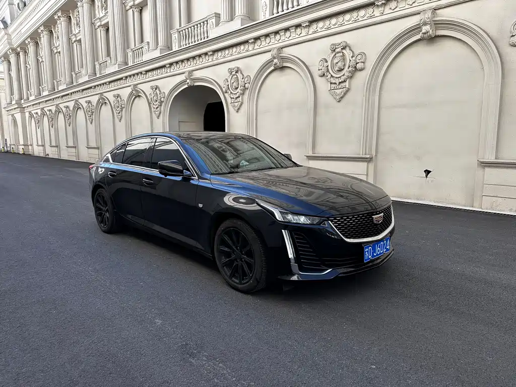 Cadillac CT5 — фото 2