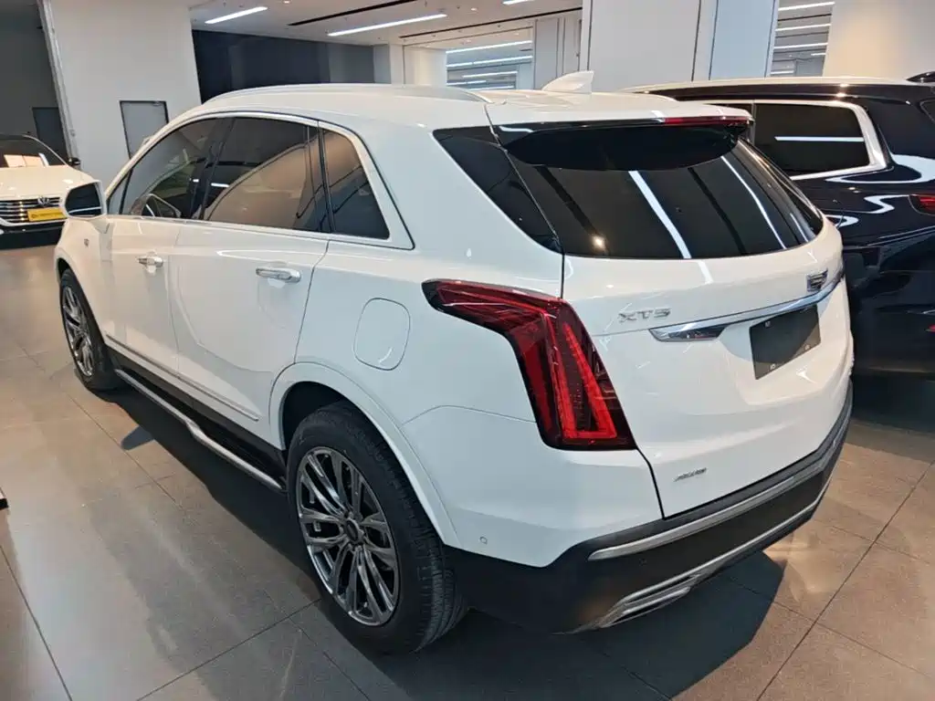 Cadillac XT5 — фото 5