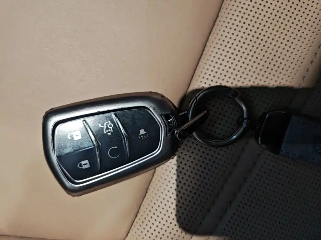 Cadillac XT5 — фото 9