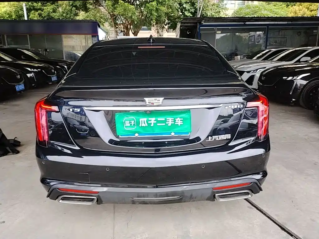 Cadillac CT5 — фото 6