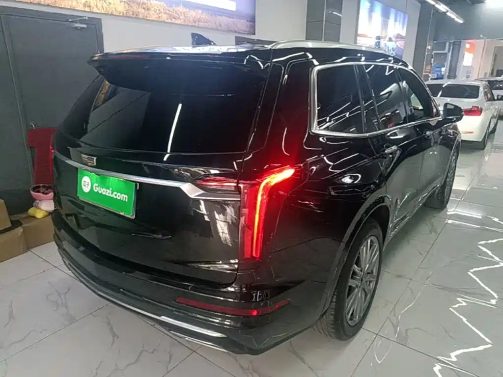 Cadillac XT6 — фото 7