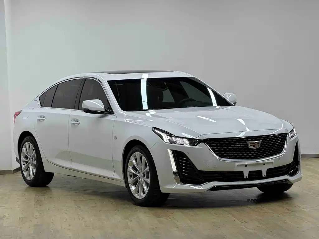 Cadillac CT5 — фото 3