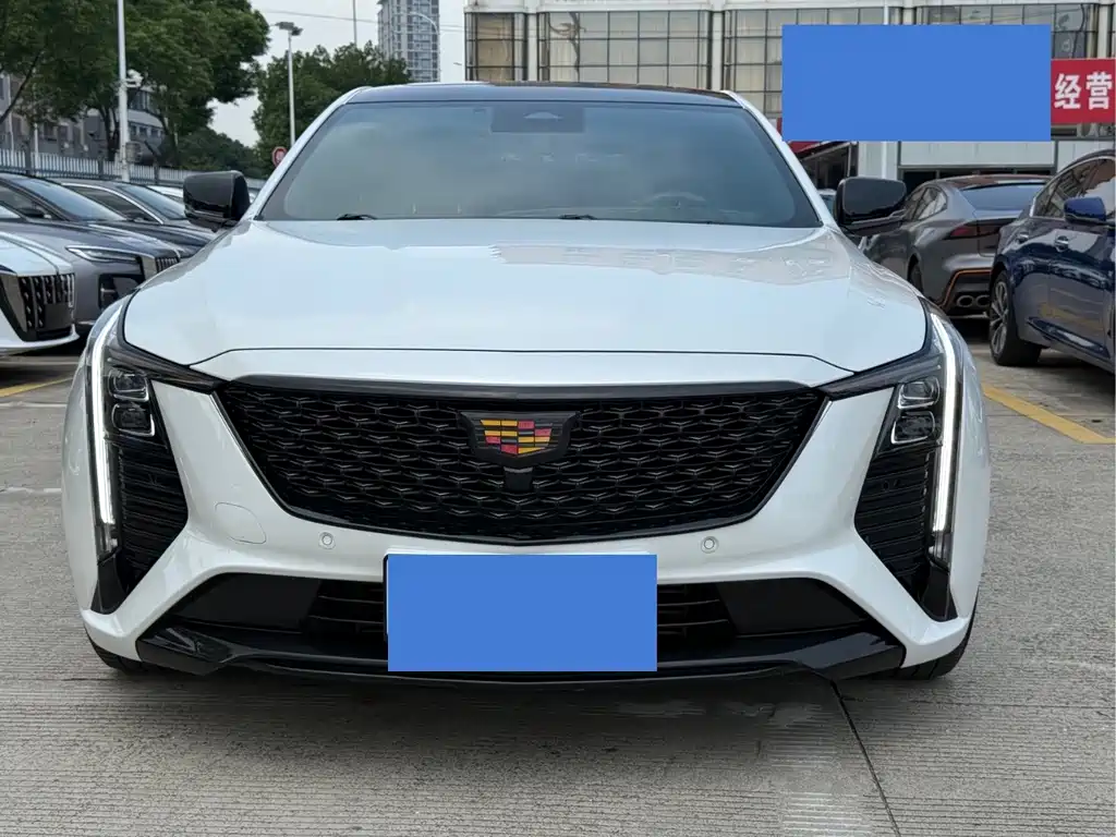 Cadillac CT5 — фото 2