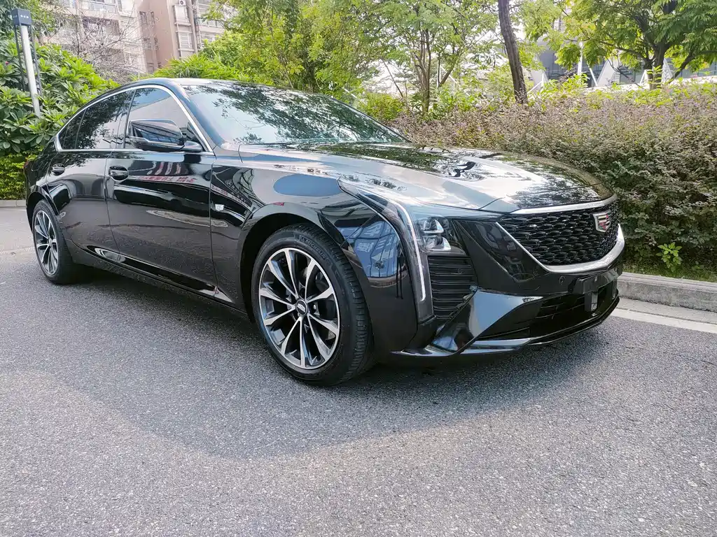Cadillac CT5 — фото 10