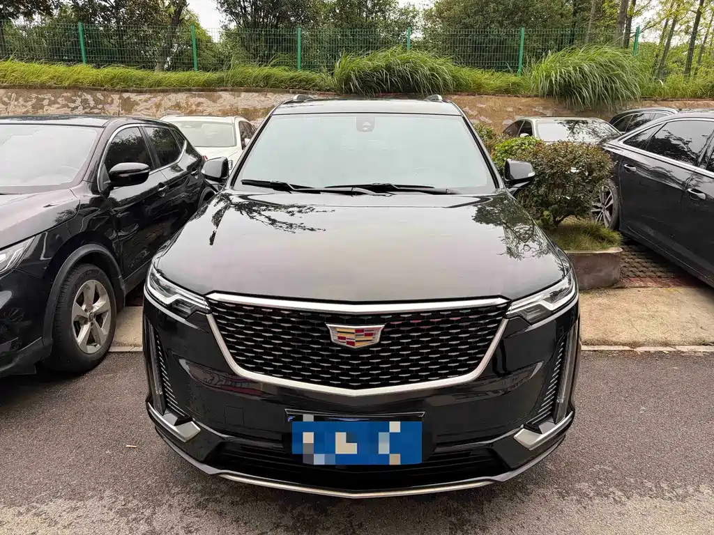 Cadillac XT6 — фото 2