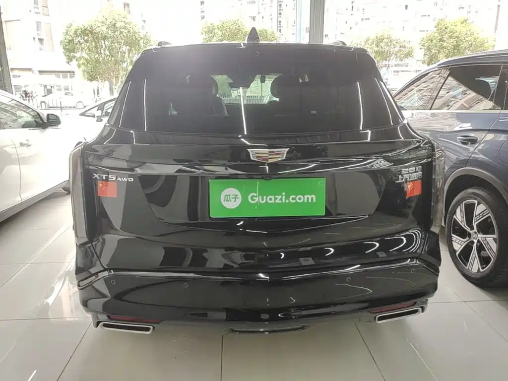 Cadillac XT5 — фото 6