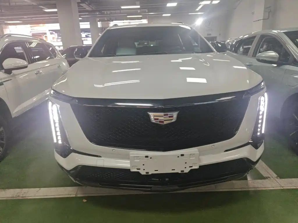 Cadillac XT5 — фото 3