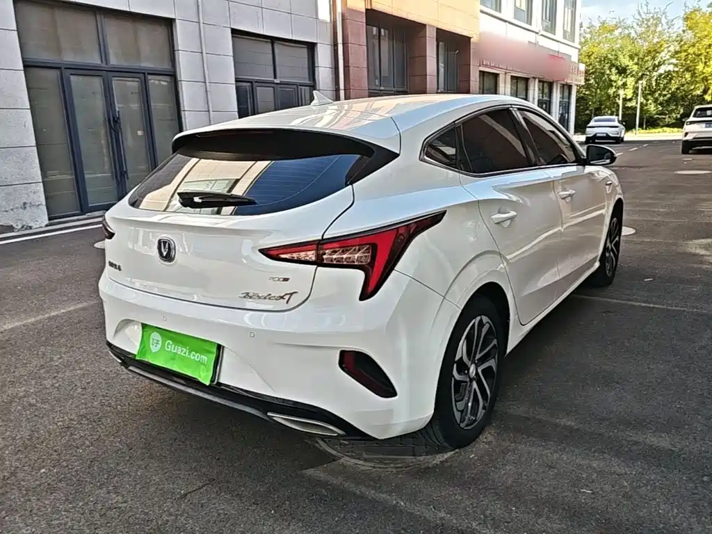 Changan Eado XT — фото 7