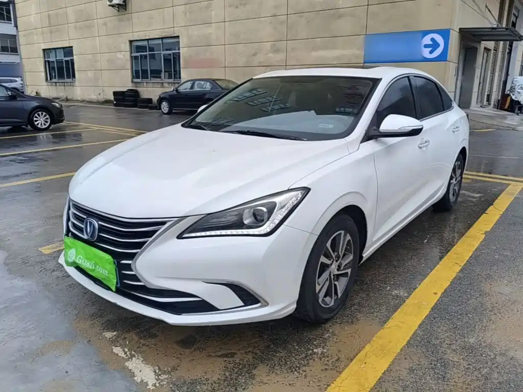 Changan Eado — фото 2