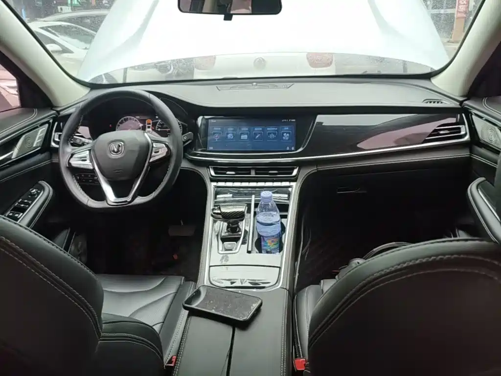 Changan CS85 COUPE — фото 10