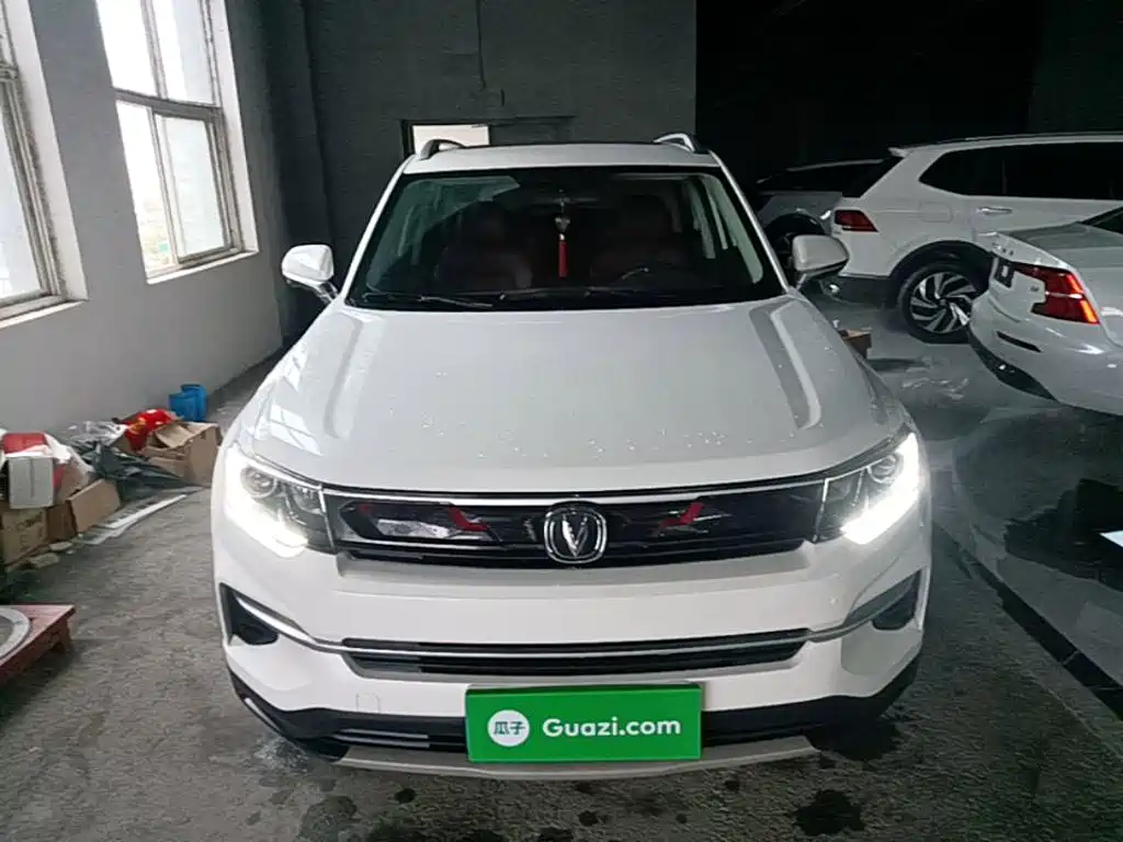 Changan CS35PLUS — фото 3