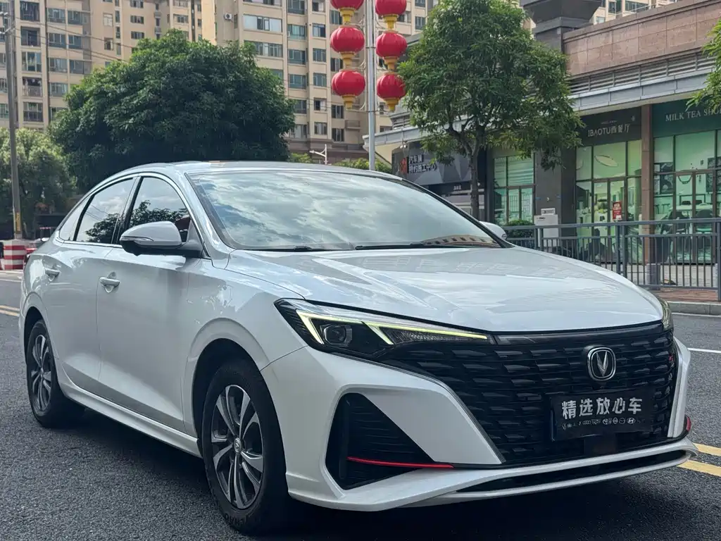 Changan Eado — фото 3