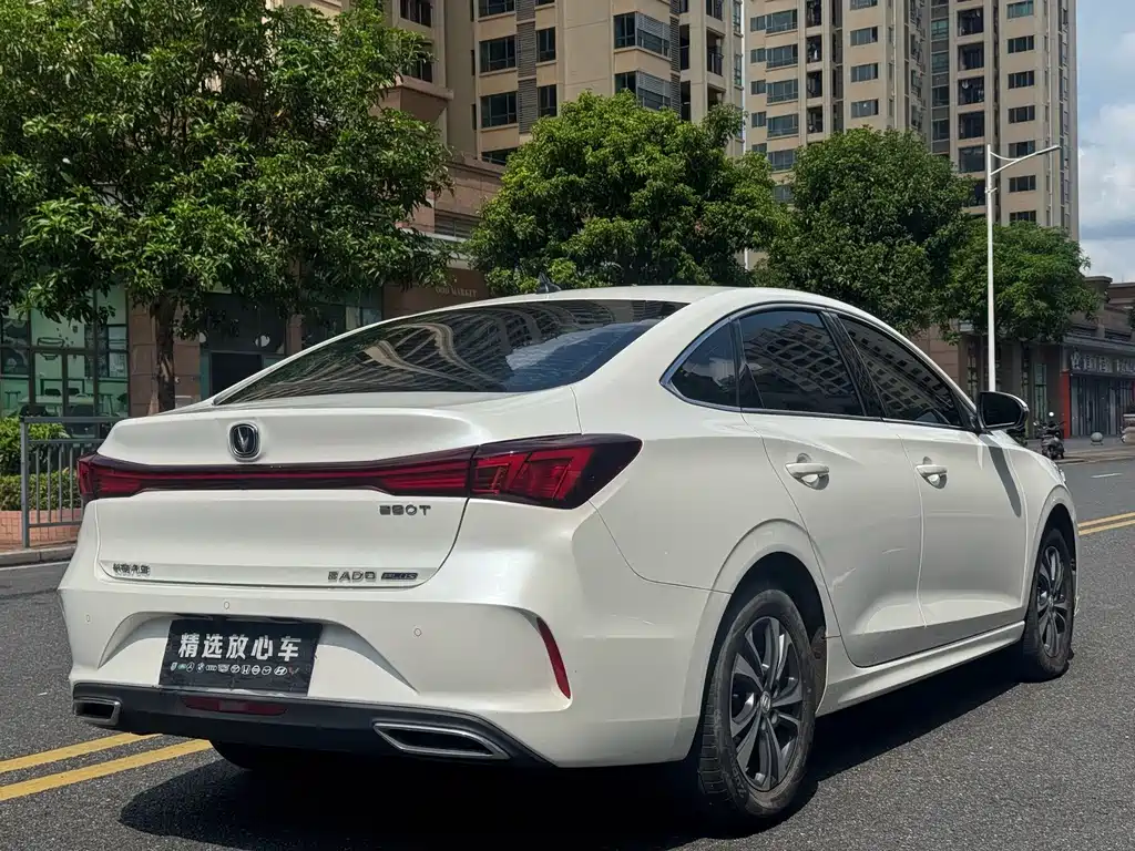 Changan Eado — фото 6