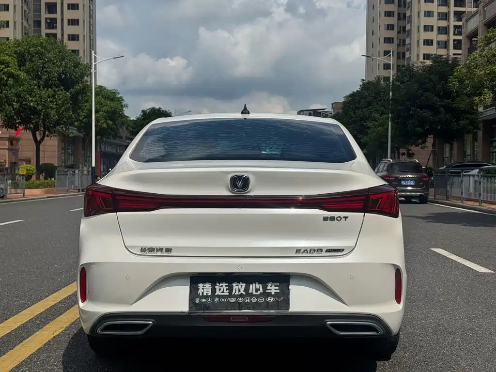 Changan Eado — фото 7