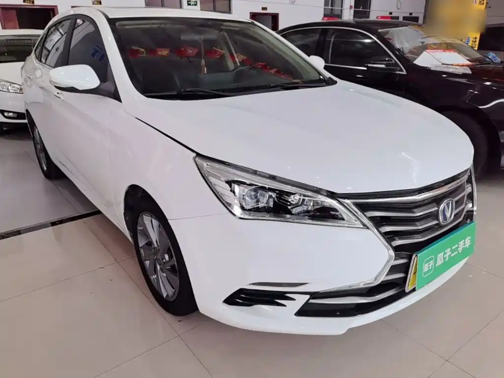 Changan Eado DT — фото 4
