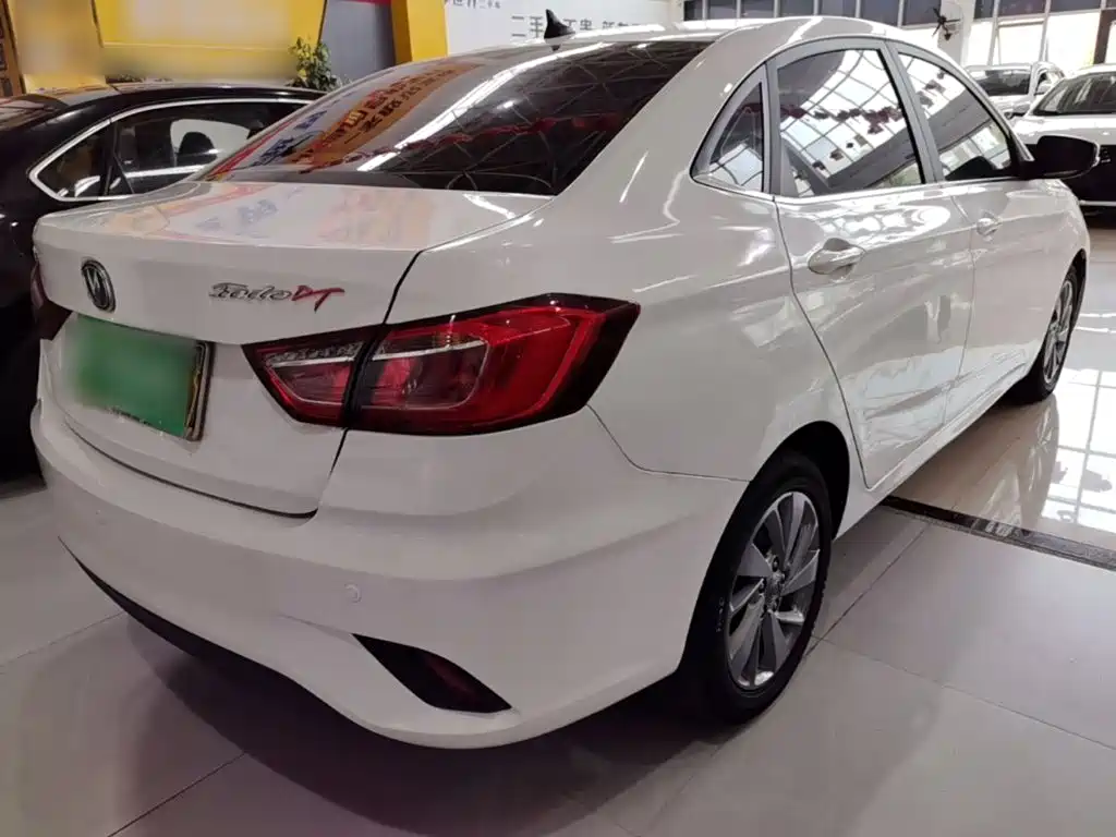 Changan Eado DT — фото 7