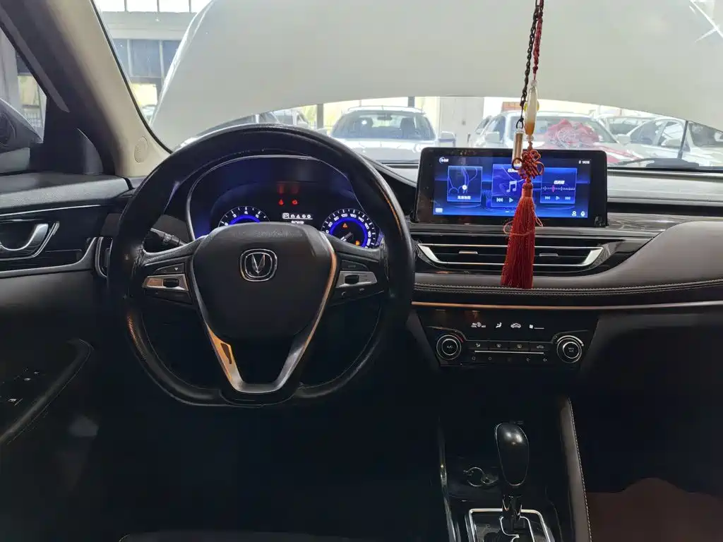 Changan Eado DT — фото 10