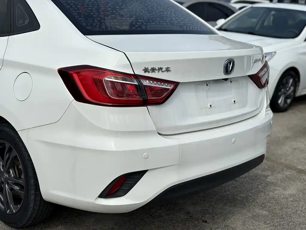Changan Eado DT — фото 10