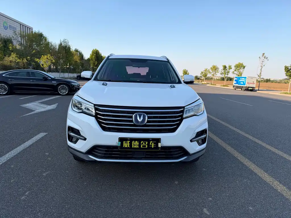Changan CS75 — фото 3