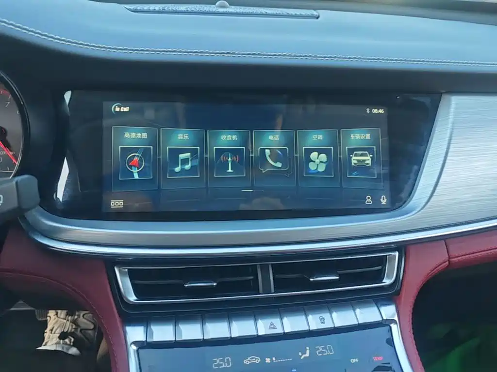 Changan CS85 COUPE — фото 13