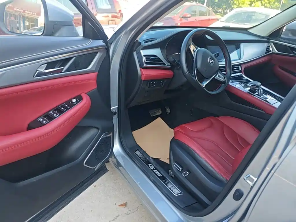 Changan CS85 COUPE — фото 16
