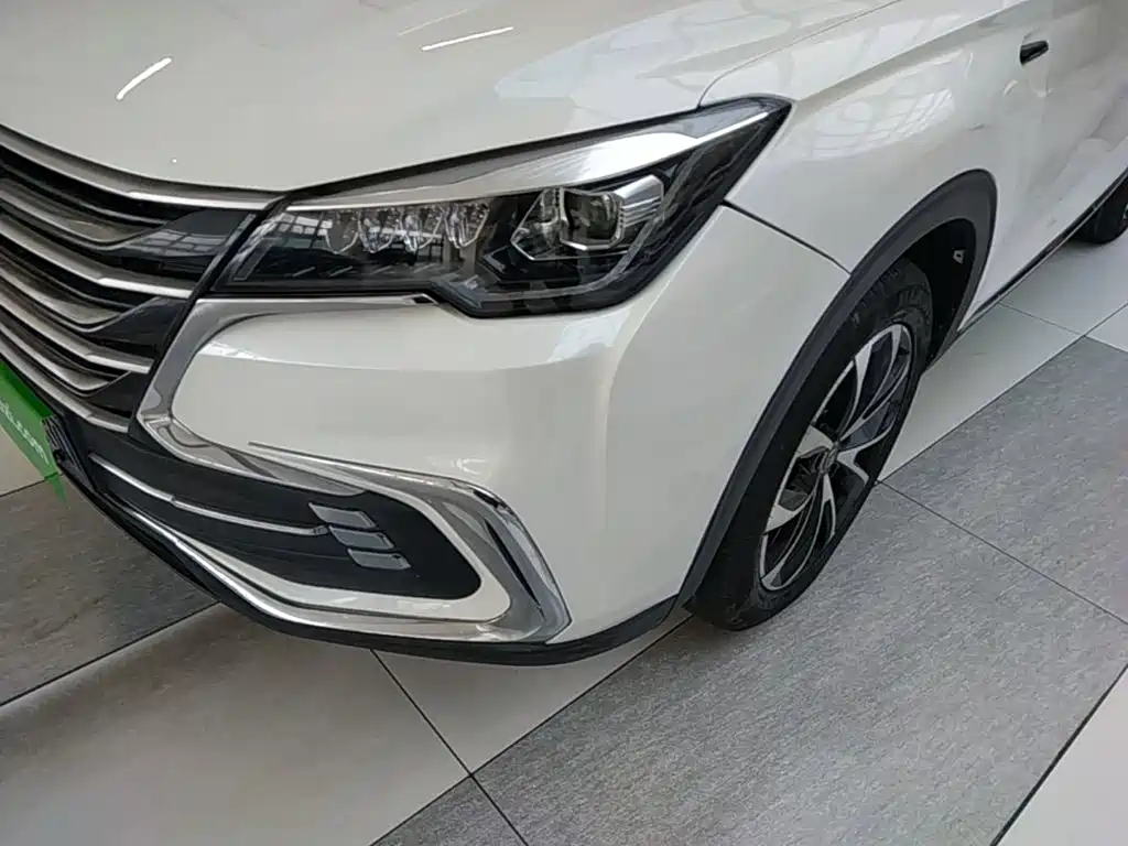 Changan CS85 COUPE — фото 24