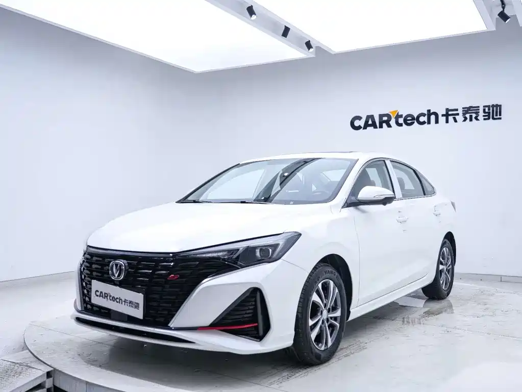 Changan Eado — фото 8