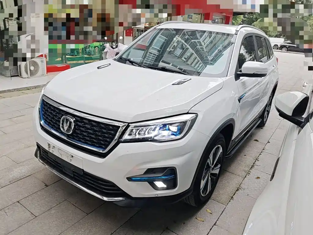 Changan CS75 New Energy — фото 2