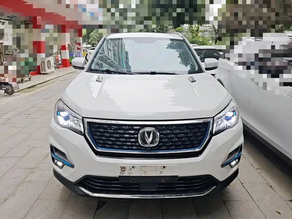 Changan CS75 New Energy — фото 3