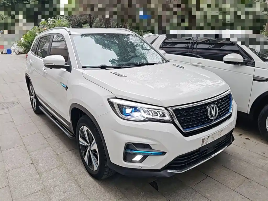 Changan CS75 New Energy — фото 4