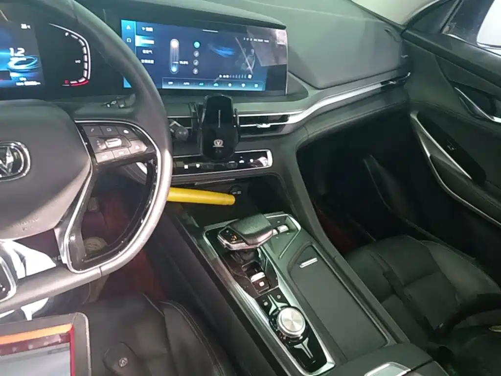 Changan CS75 PLUS — фото 13