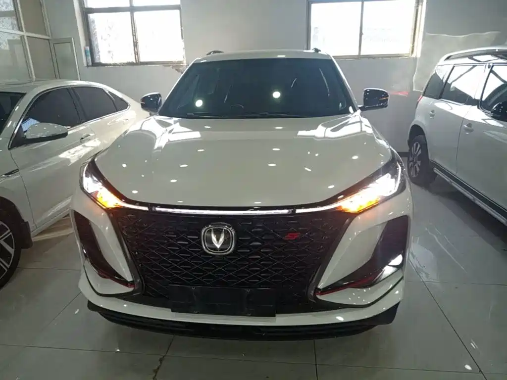 Changan CS75 PLUS — фото 3