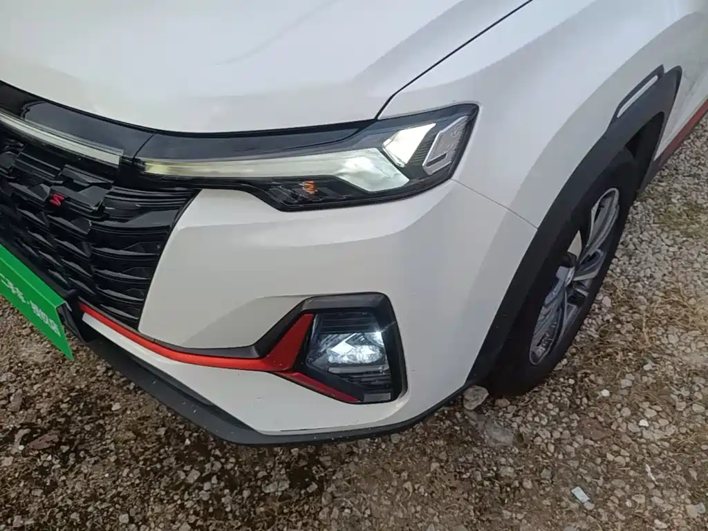 Changan CS35PLUS — фото 24