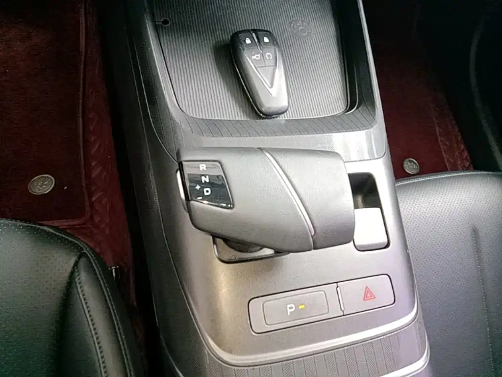 Changan Eado — фото 14