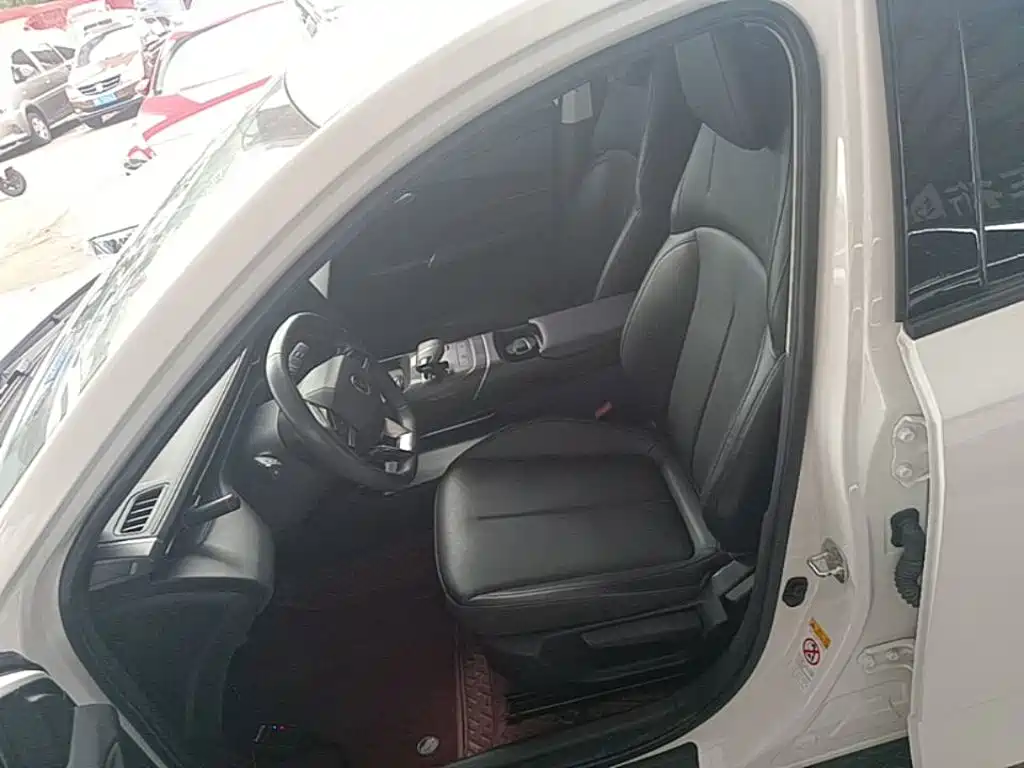 Changan Eado — фото 15