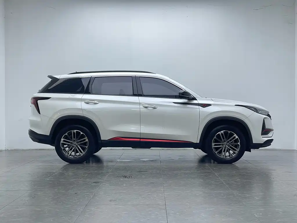 Changan CS75 PLUS — фото 9