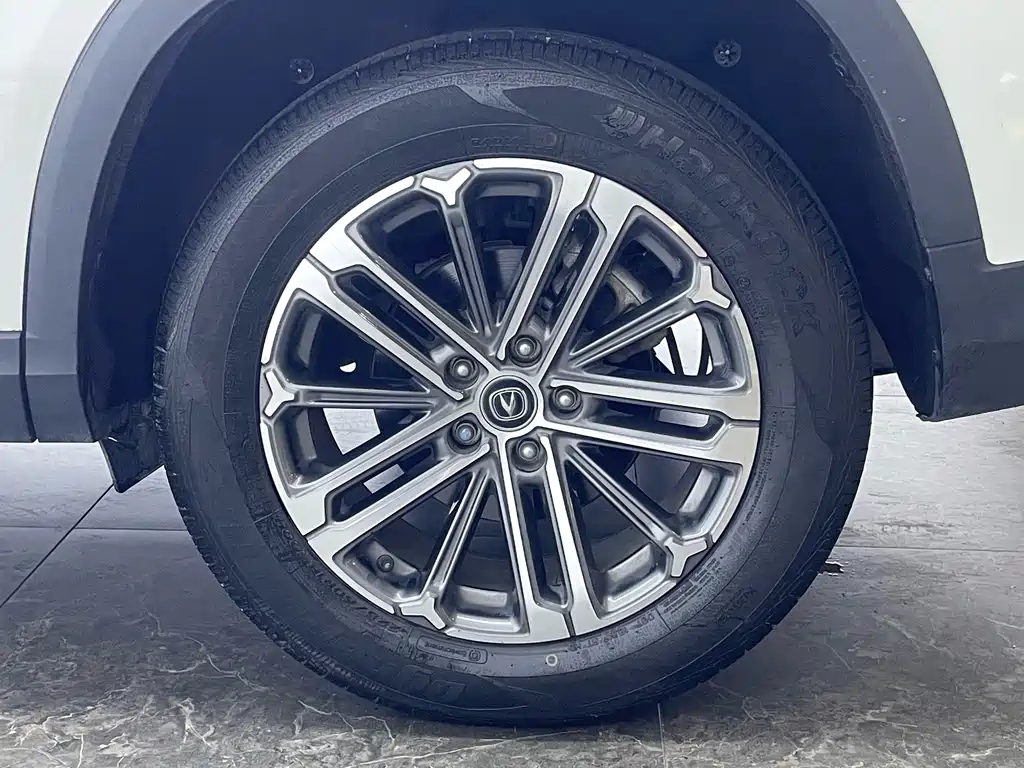 Changan CS75 PLUS — фото 10