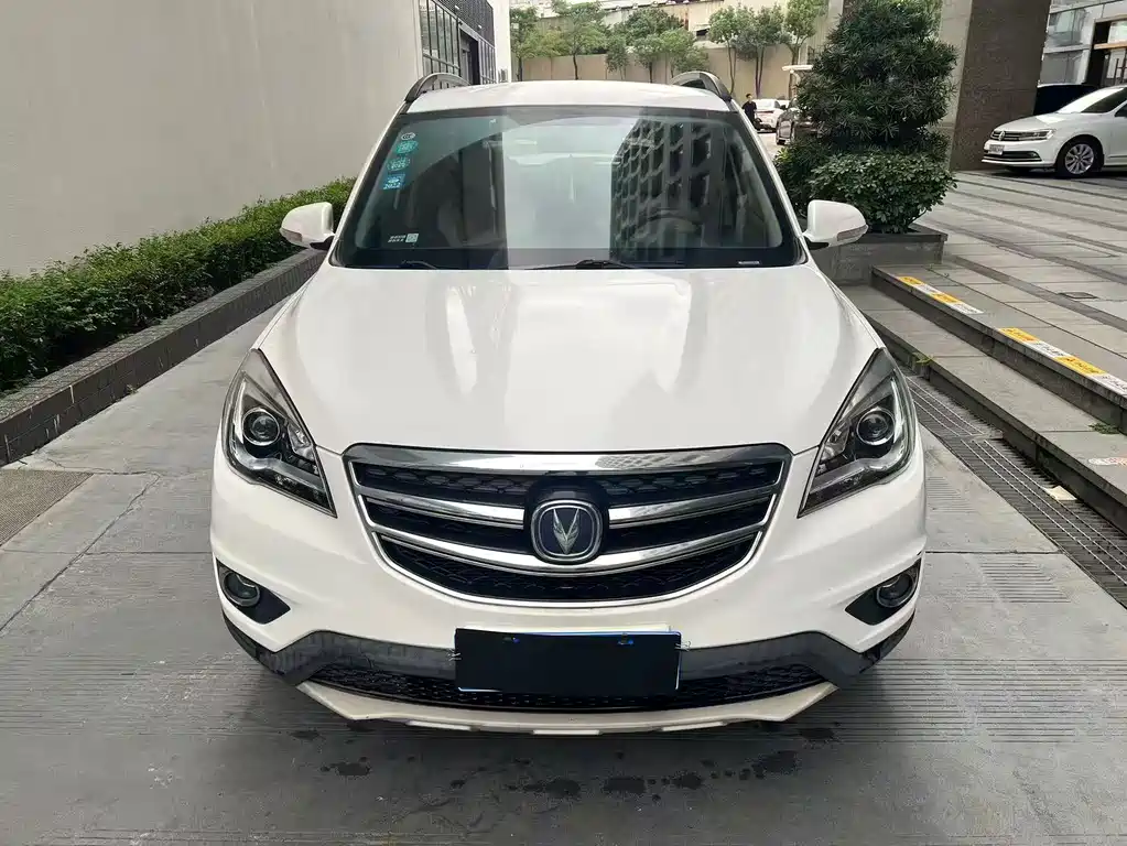 Changan CS35 — фото 2