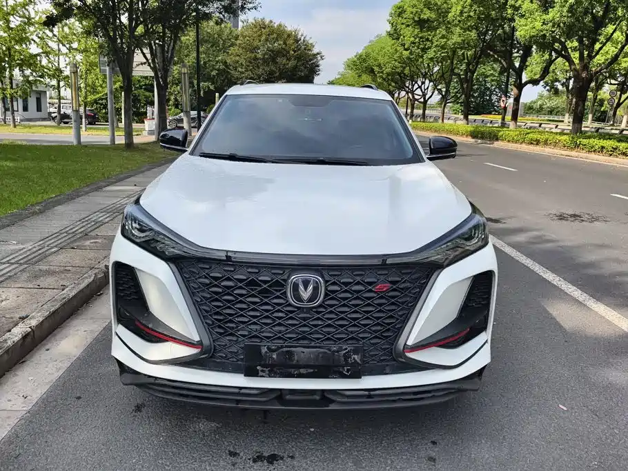 Changan CS75 PLUS — фото 2