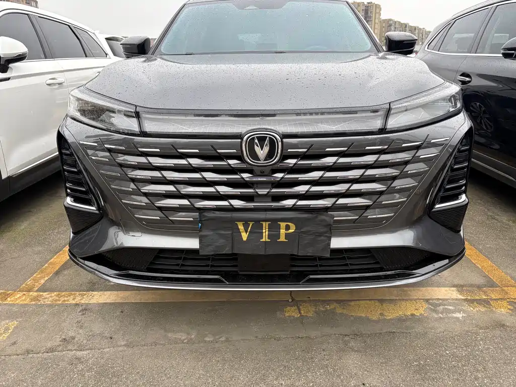 Changan CS75 PLUS — фото 3