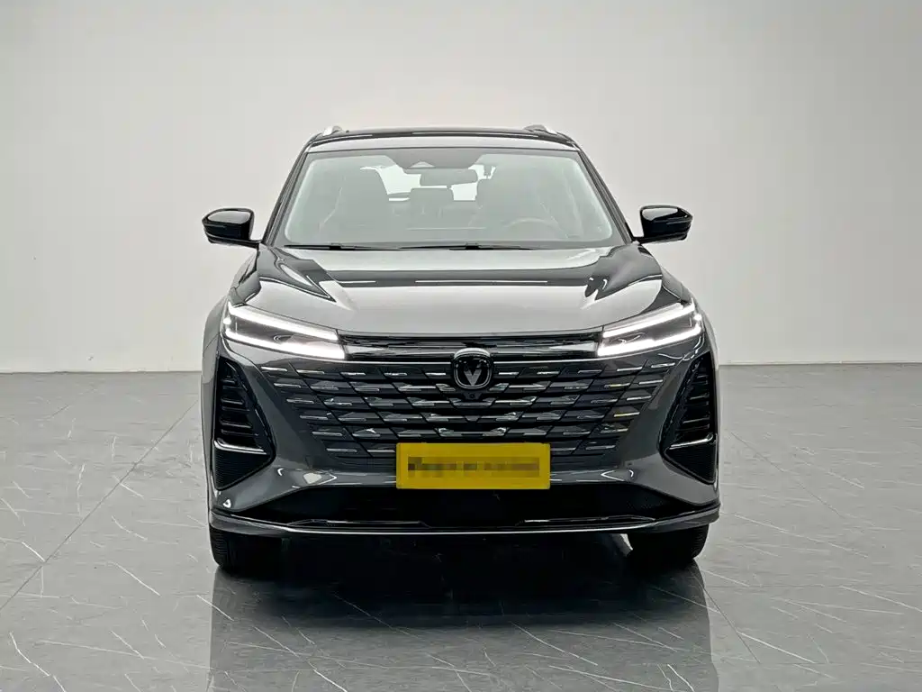 Changan CS75 PLUS — фото 2