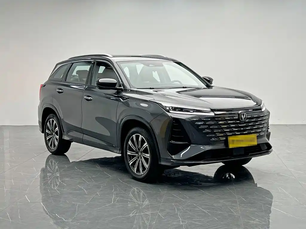 Changan CS75 PLUS — фото 8